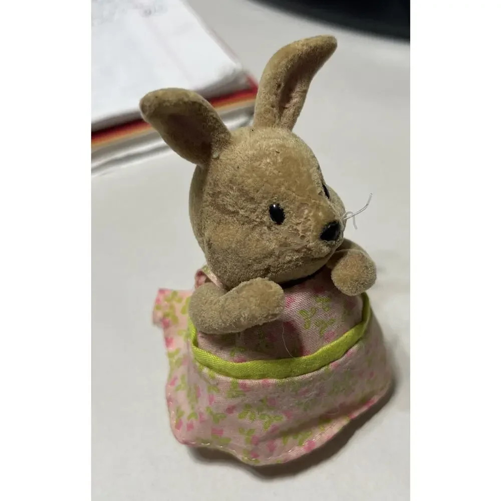 Lil Woodzeez Tree House & Rabbit Mother In Pink Dress Mom Flocked